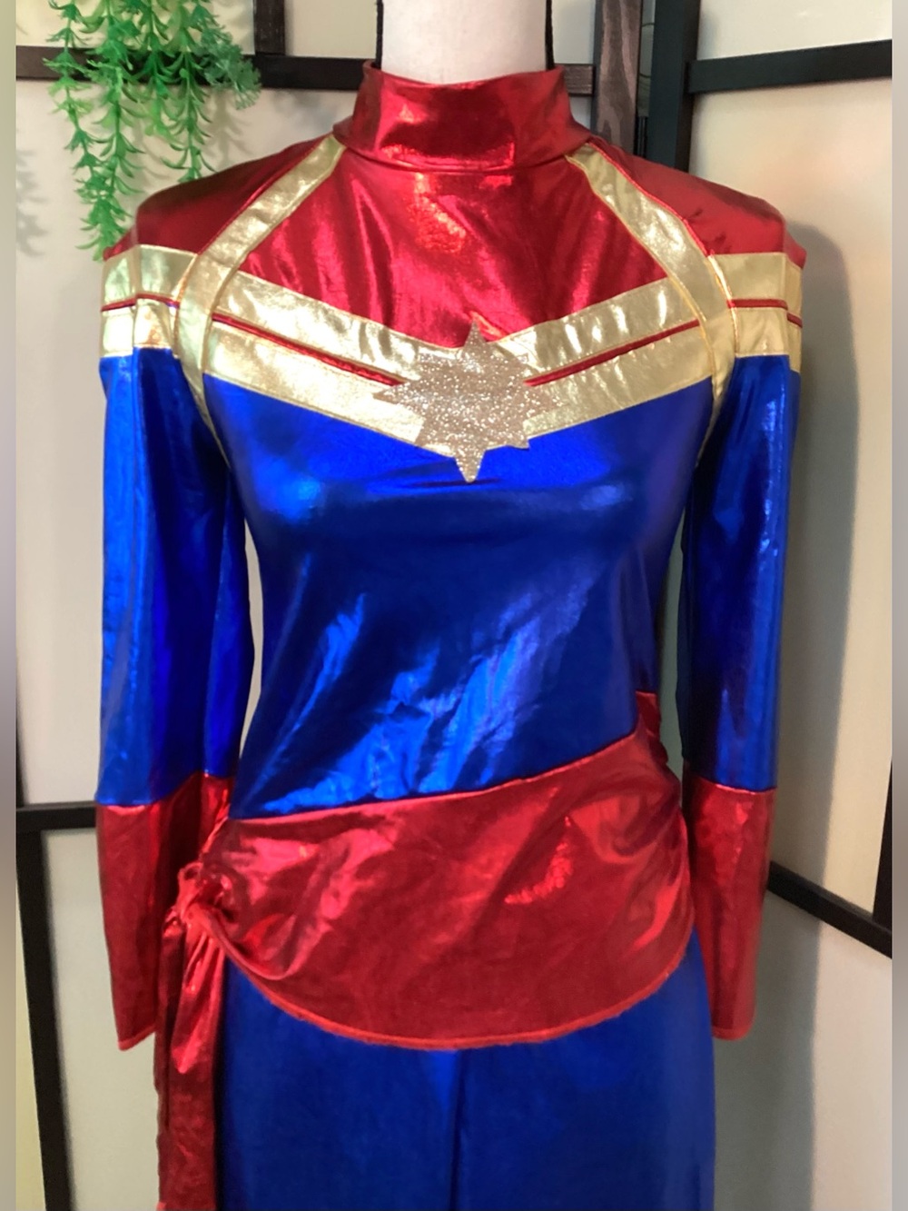 Disney Captain Marvel 2 pieces shiny costume. Size L
